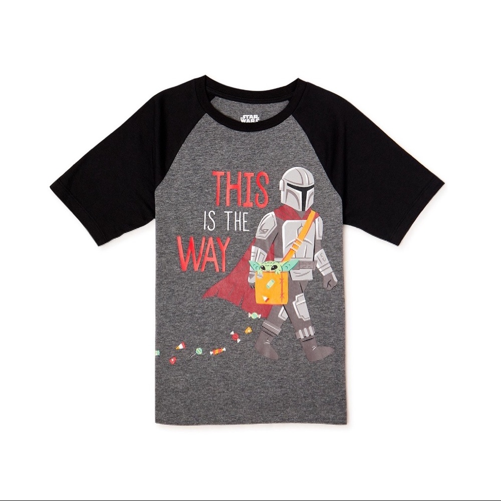 Star Wars Baby Yoda and Mandalorian Christmas Holiday Crewneck T-shirt Boy